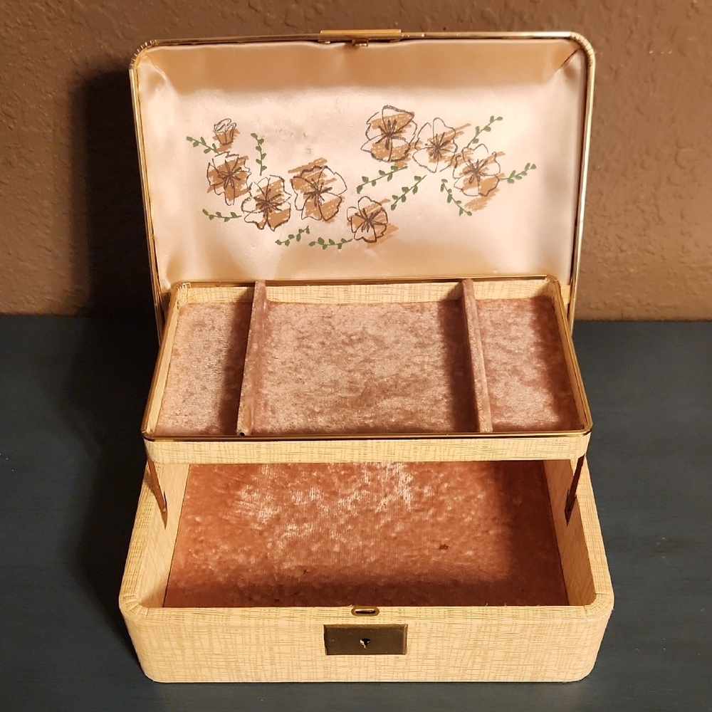 Farrington Jewelry Box C 1930 GUC